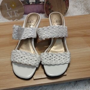 Life Stride Women's White Braided Block Heeled  Sandals Size 7.5